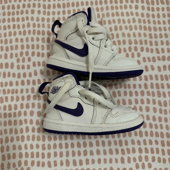 Baby Jordan 1 - Picture 1 of 6